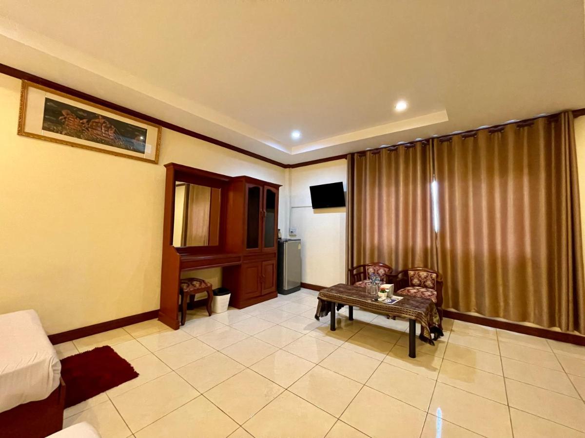 Sengkeo Hotel Vientiane Exterior photo